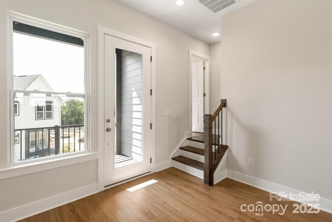 Building Photo - 312 Ferebee Pl