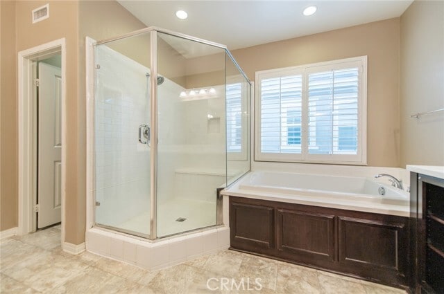 Building Photo - 6248 Desales St