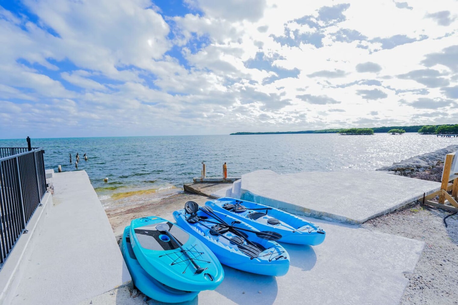 Building Photo - 99 Seaside Ave