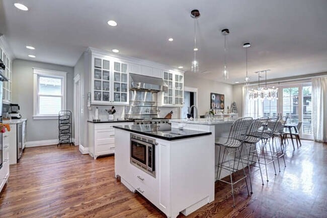 Building Photo - Beautiful Luxury Home Available in Boulder