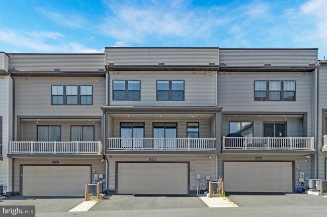 Building Photo - 22266 Philanthropic Dr