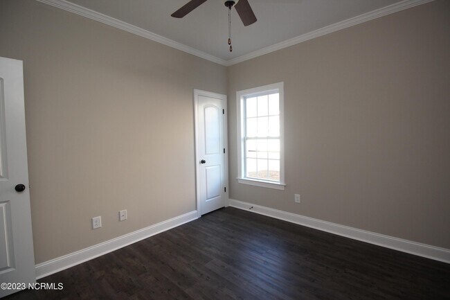 Building Photo - 2224 Brookville Dr