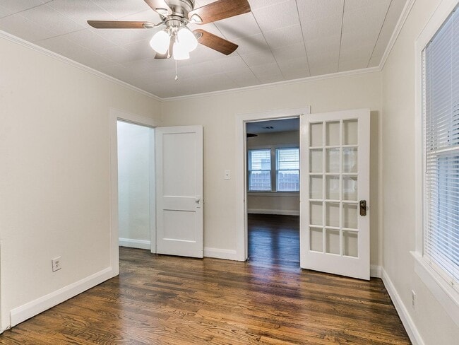 Building Photo - 3 Bedroom 1 Bath home in Shawnee!