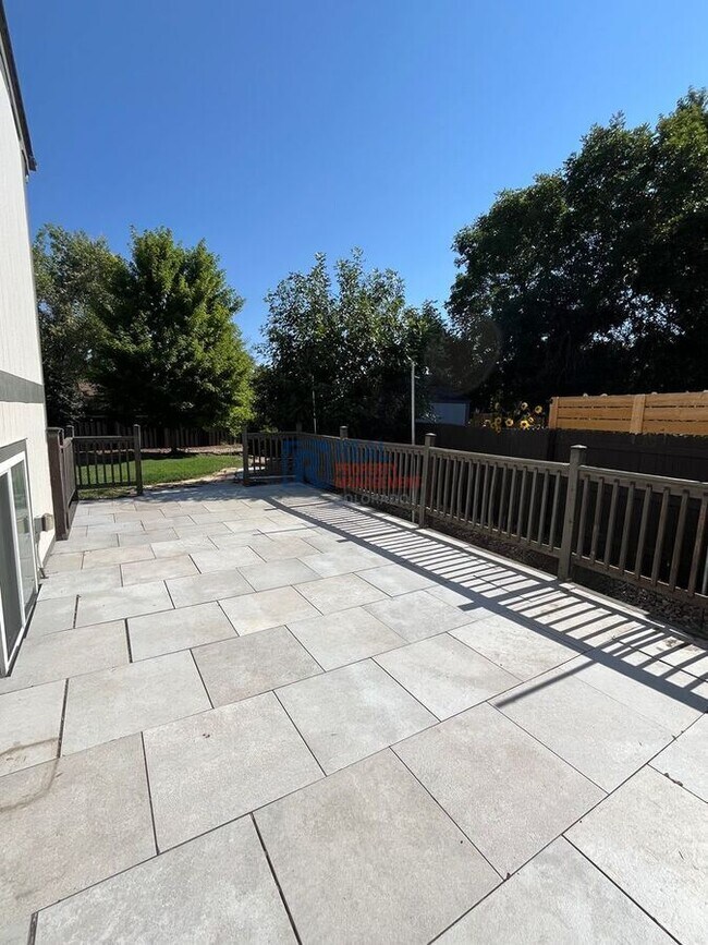 Building Photo - 17935 E Prentice Dr