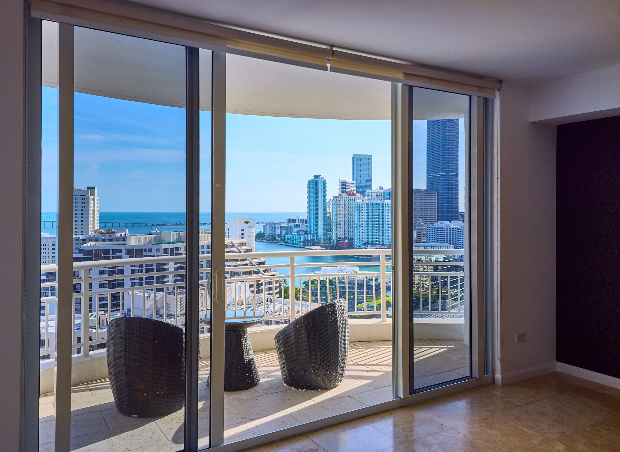 Building Photo - 848 Brickell Key Dr