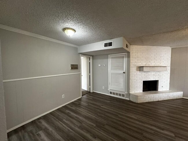 Building Photo - 4313 53rd St