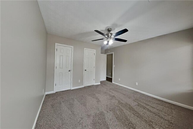 Building Photo - 5415 Windcrest Ln