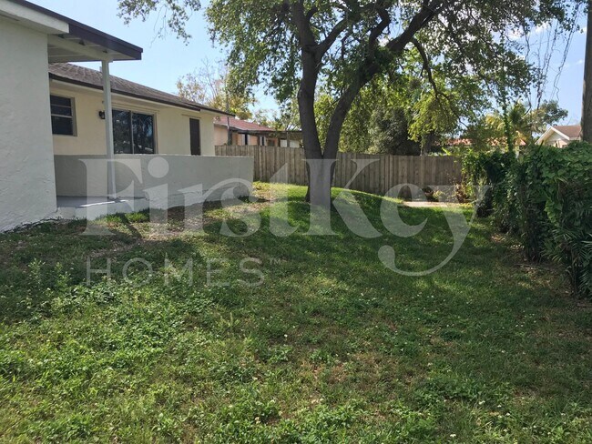 Building Photo - 21102 SW 97th Pl