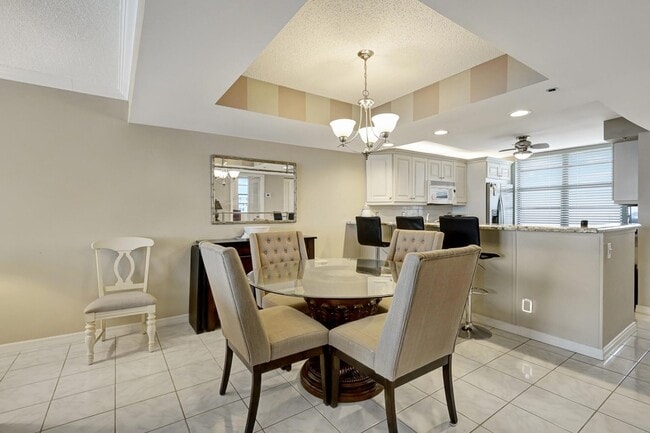 Building Photo - 840 Ocean Dr