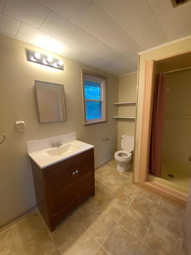 Bathroom 2 - 5195 Seale Rd