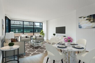 Building Photo - 580 Washington St