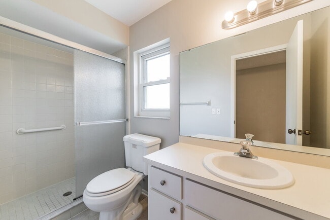 Building Photo - 3265 Lalani Blvd