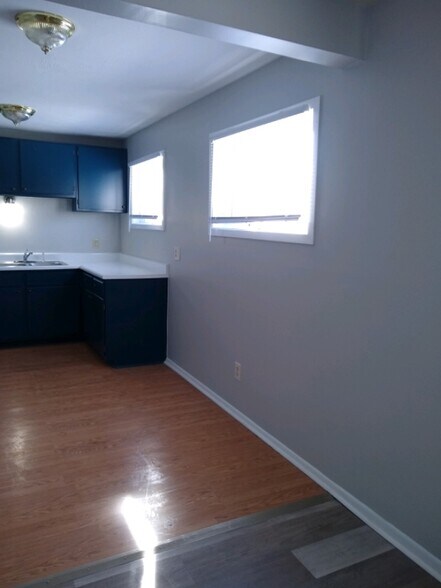 Building Photo - 4438 N 61st St