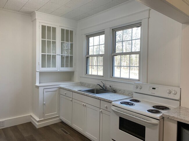 Building Photo - Single Family Home, Located In Appomattox