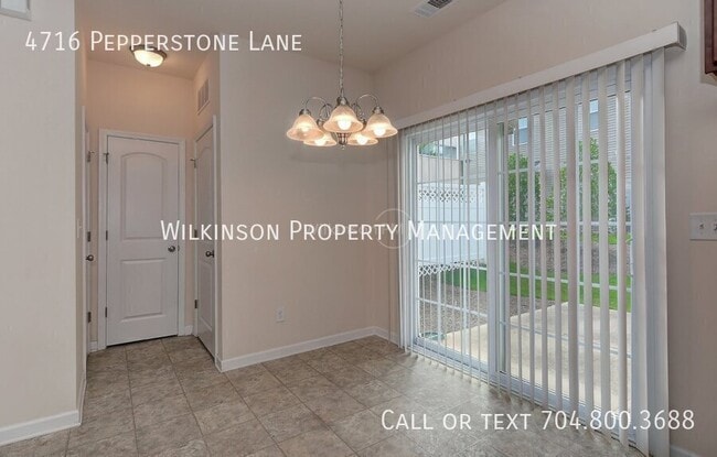 Building Photo - 4716 Pepperstone Ln