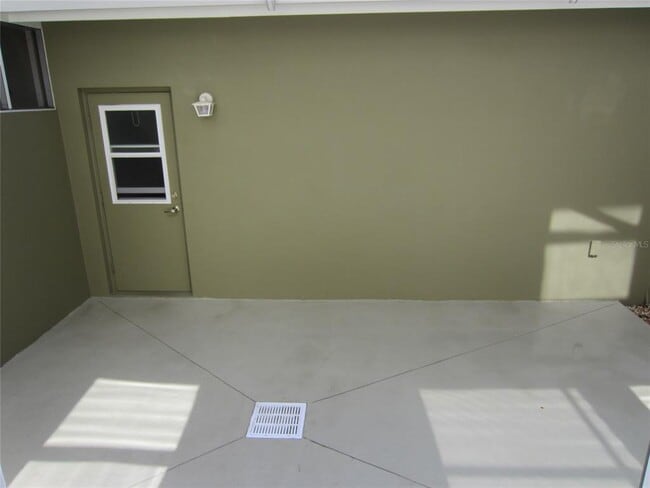 Building Photo - 3432 Lonzalo Way