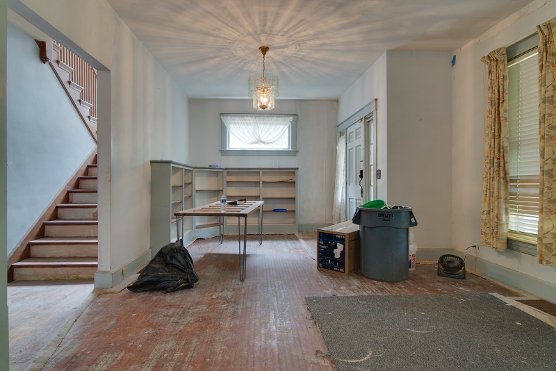 Building Photo - 724 W Prairie Ave