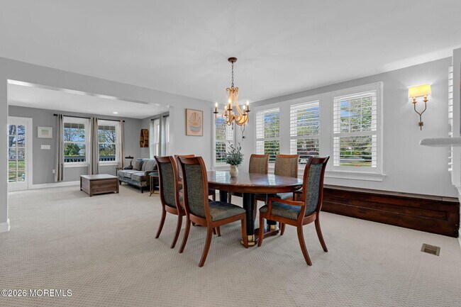 Building Photo - 115 Grassmere Avenue