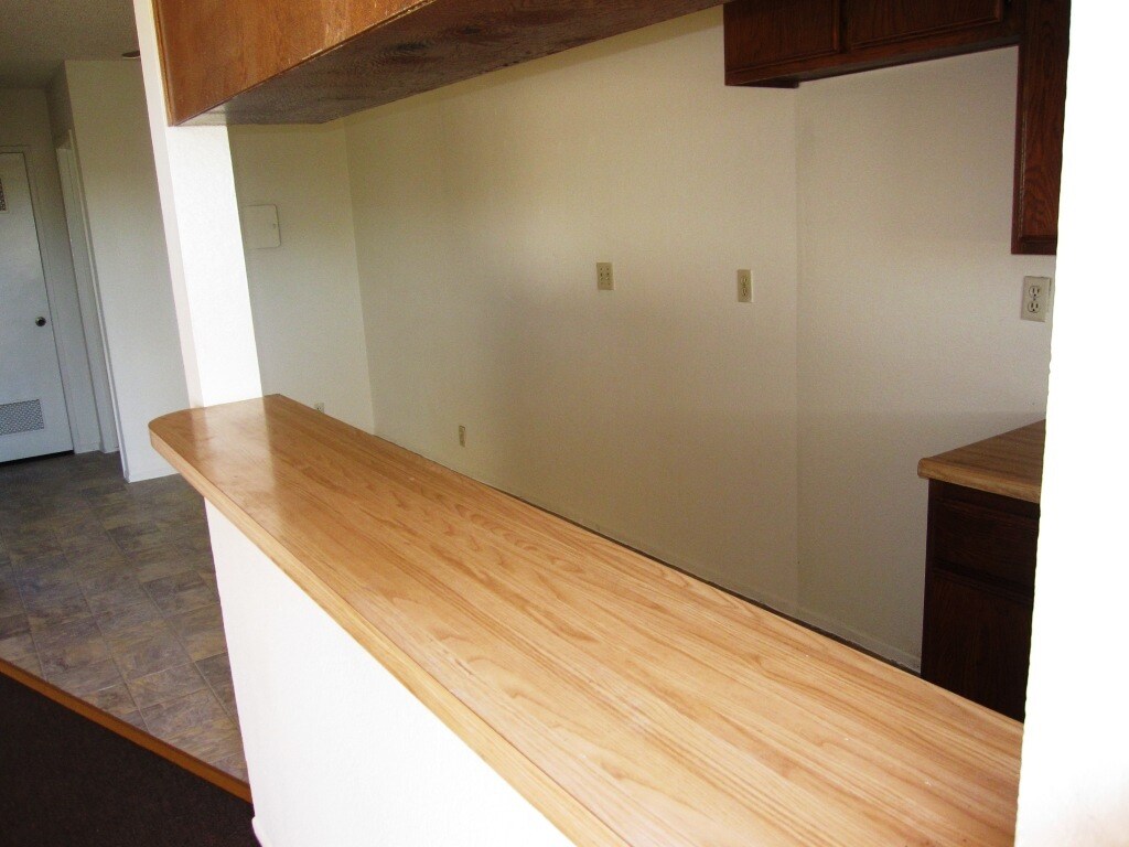 Building Photo - 13407 Kornblum Ave