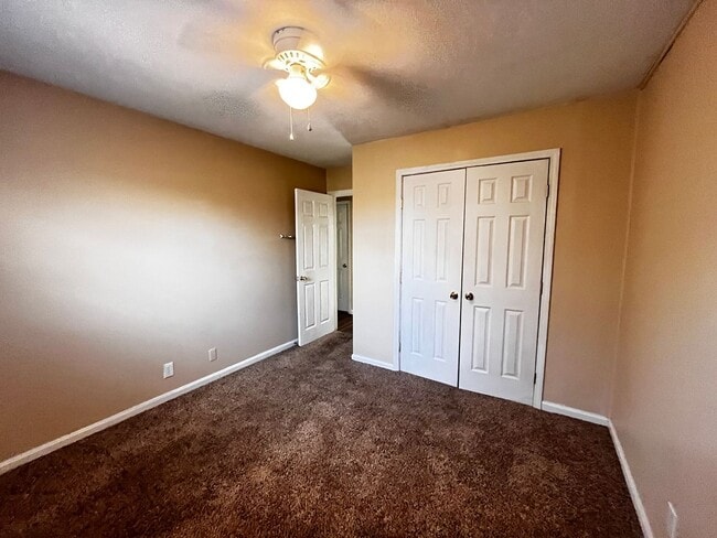 Building Photo - 2906 Noe Ct