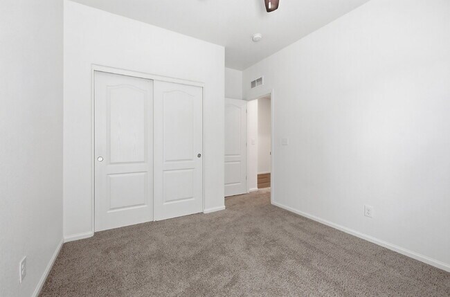 Building Photo - $2,295.95,  3 Bed, 2 Bath Home In Co Springs with Fenced in Yard!