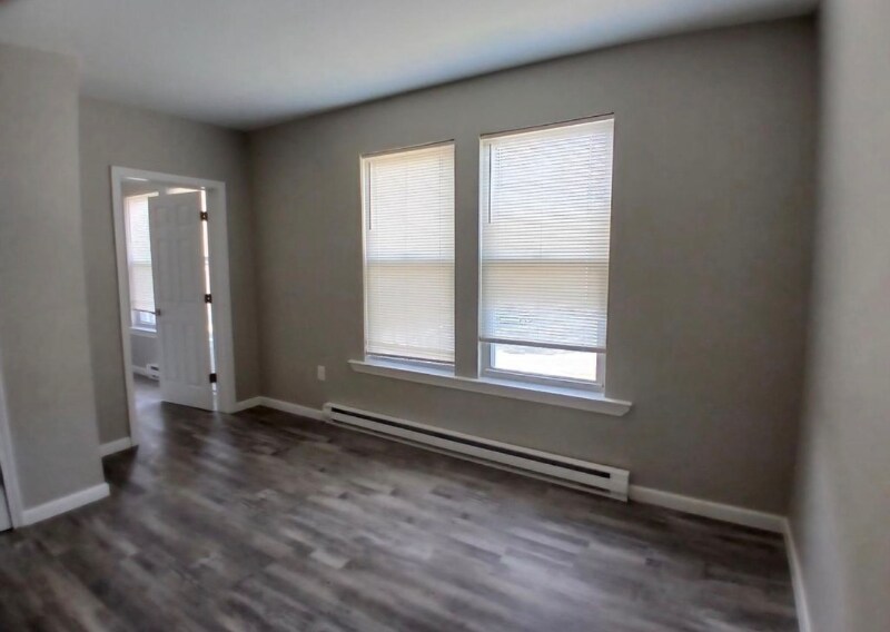 Building Photo - 421 Washington St