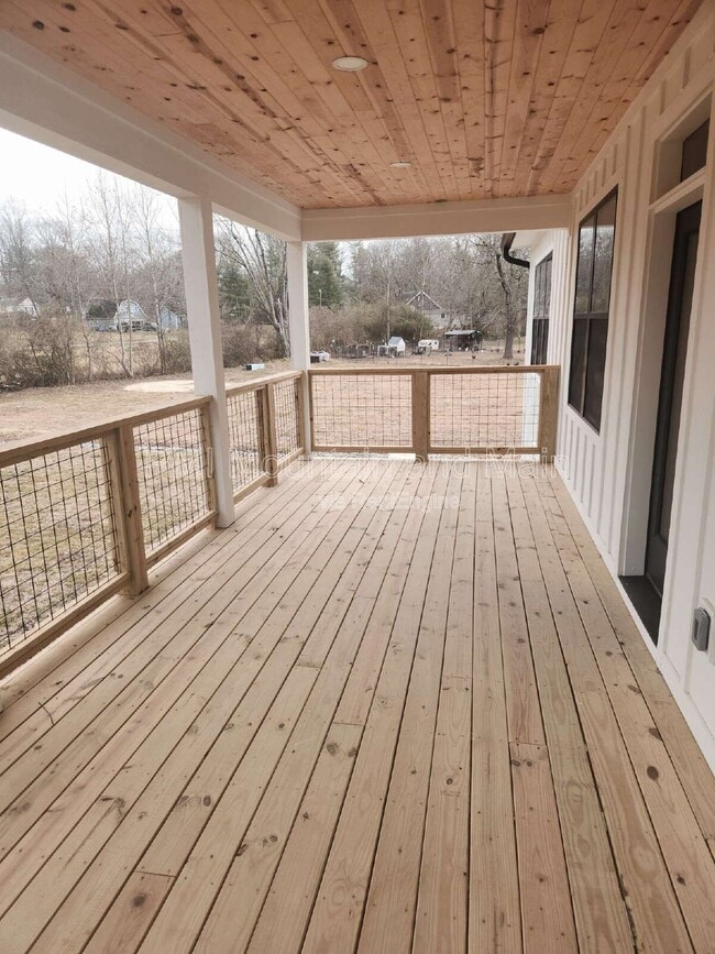 Building Photo - 808 Maybank Dr