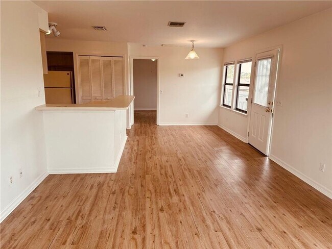 Building Photo - Timber Ridge Village