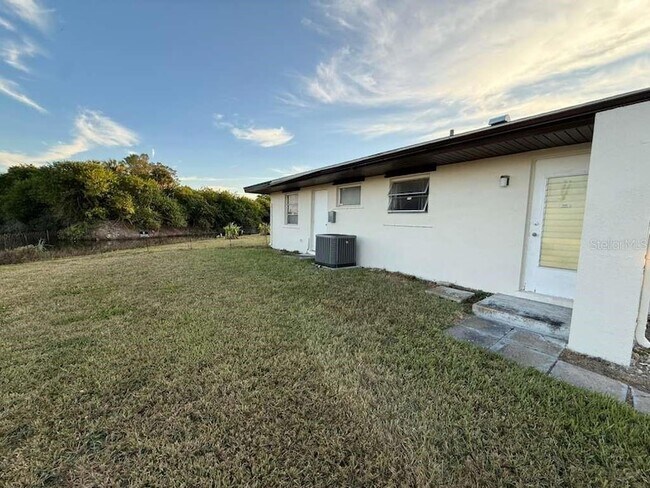 Building Photo - 21385 Gibralter Dr