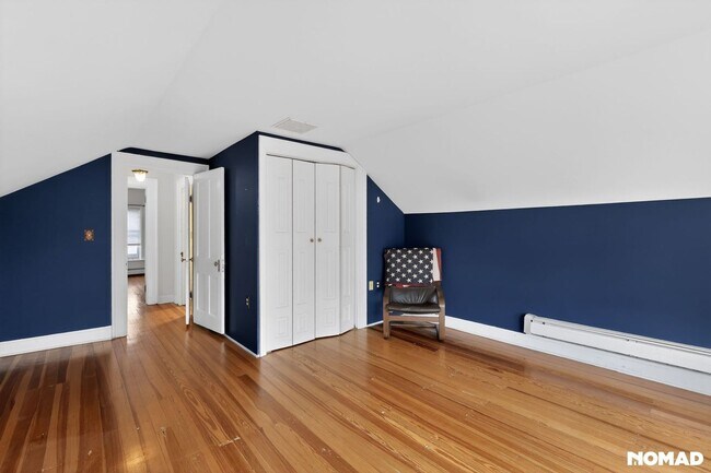 Building Photo - 910 N Clarkson St