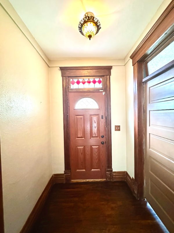 Building Photo - 1211 21st St