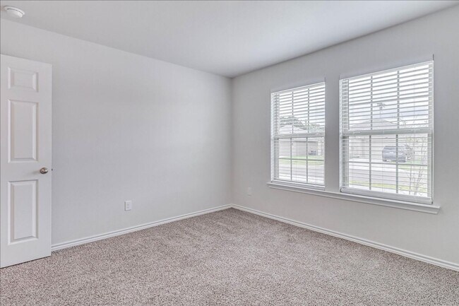 Building Photo - 3913 Jayden Dr