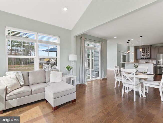 Building Photo - 26300 Tributary Blvd