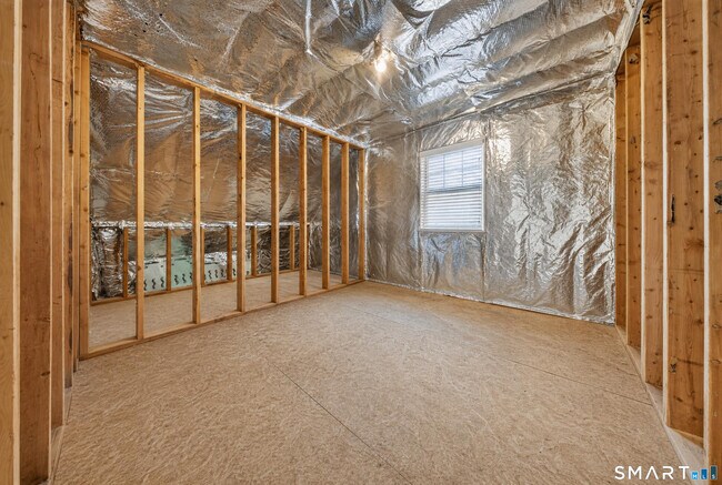 Building Photo - 88 Maple Tree Ave