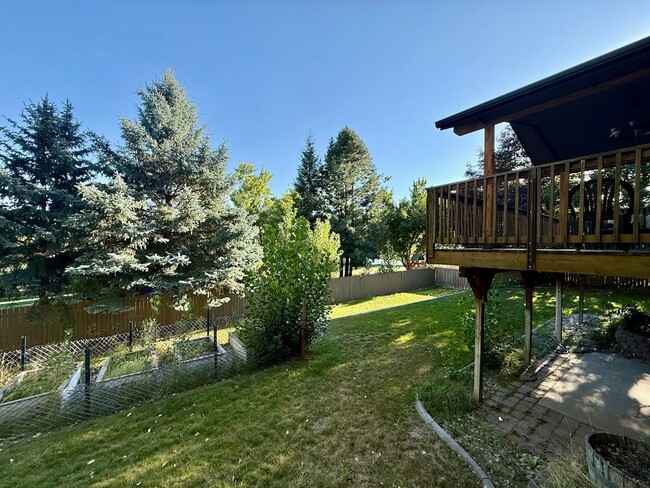 Building Photo - Beautiful 4 Bed 2 Bath Colbert Home in Mea...