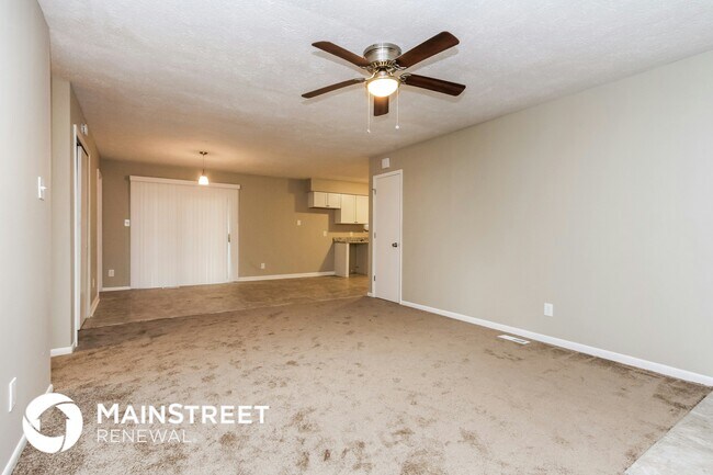 Building Photo - 3223 Southwest Dr
