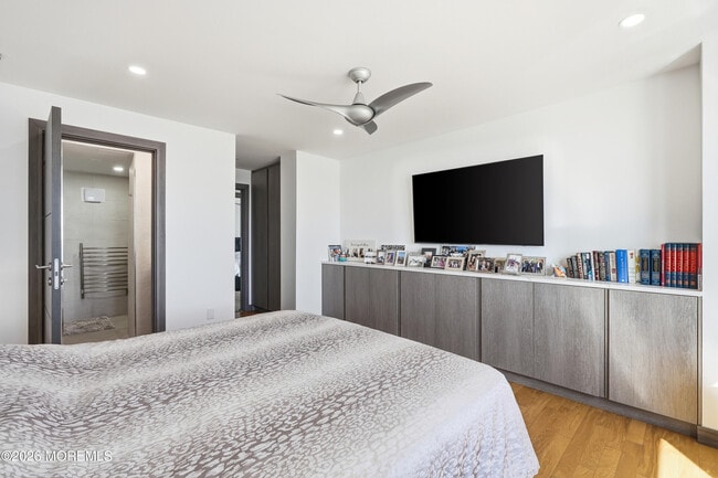 Building Photo - 480 Ocean Ave N