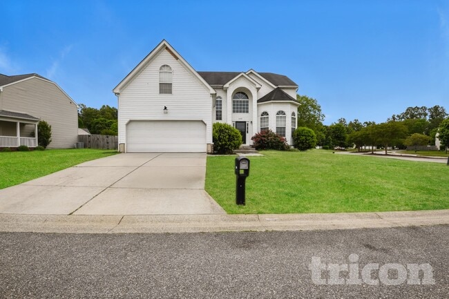 Building Photo - 3400 Frederick Dr