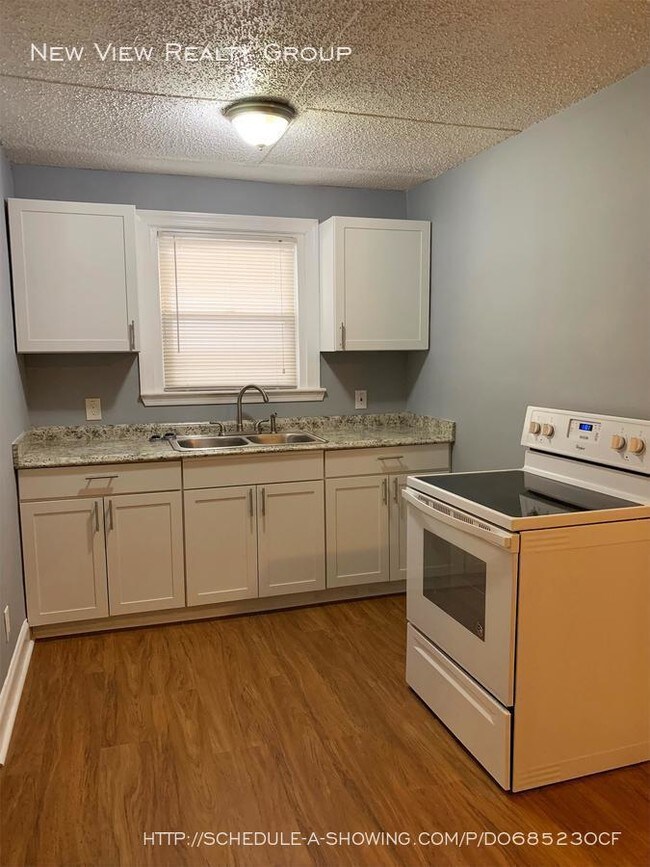 Primary Photo - 112 Sylvania Ave