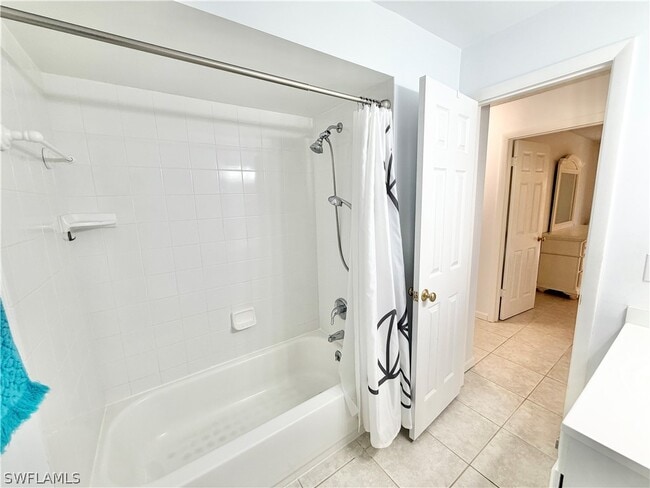 Building Photo - 136 Harrison Rd