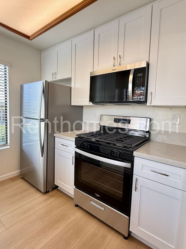 Building Photo - 8480 New Salem St