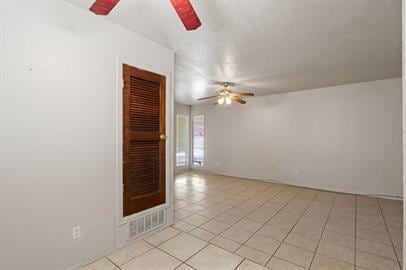 Building Photo - 2 bedroom Duplex in Northeast El Paso