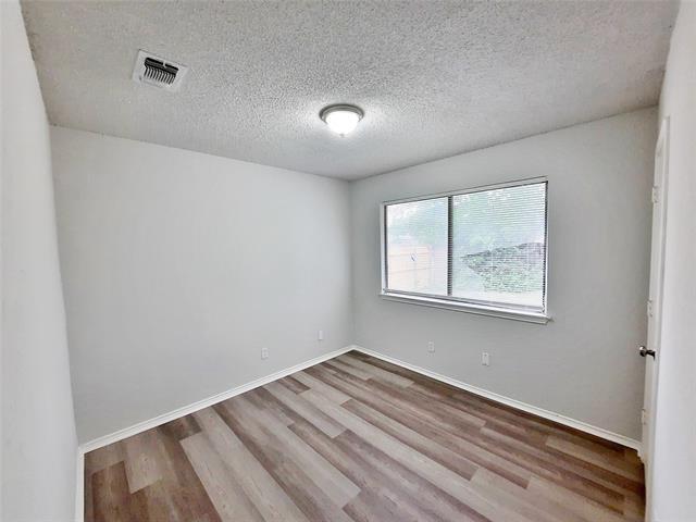 Building Photo - 4609 Riverpark Dr