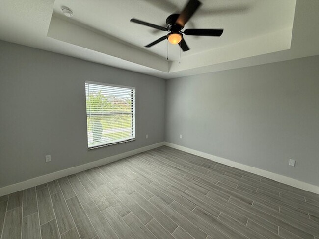 Building Photo - 3451 Bal Harbor Blvd