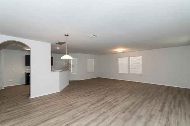 Building Photo - 5431 Tobins Gully Dr
