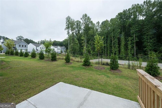 Building Photo - 182 Parkwood Dr