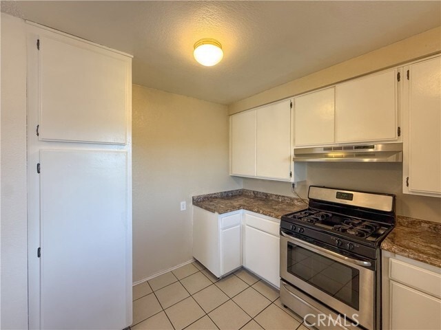 Building Photo - 101 W Olive Ave