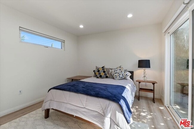 Building Photo - 2401 21st St