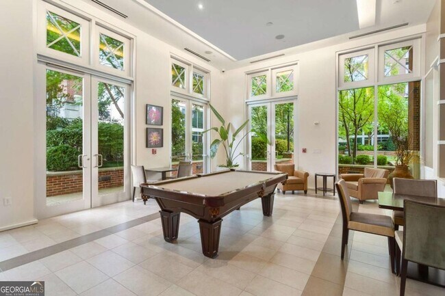 Building Photo - 1820 Peachtree St NW