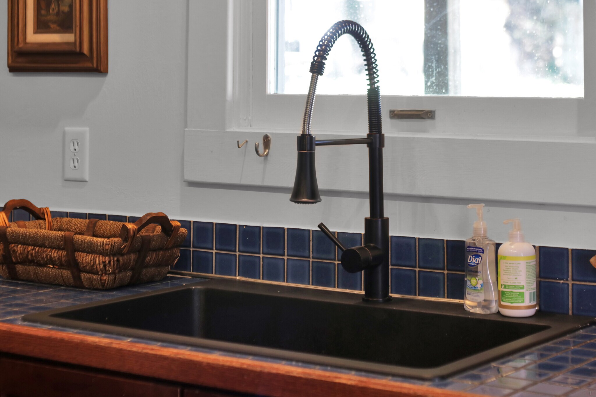 Building Photo - 1027 Eleanor St